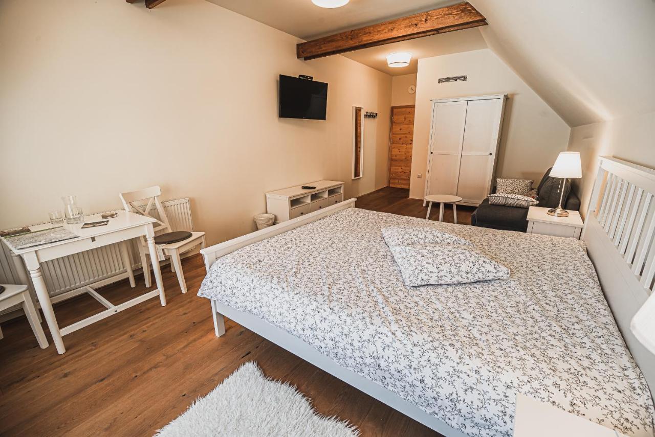 Farm Stay Zurej Шентьюр Экстерьер фото